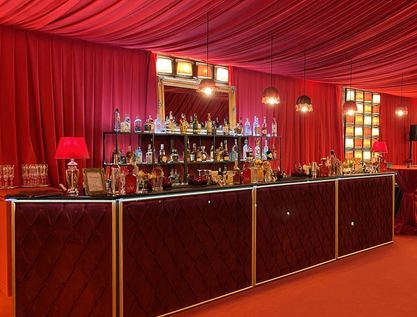 Banco Bar Moulin Rouge